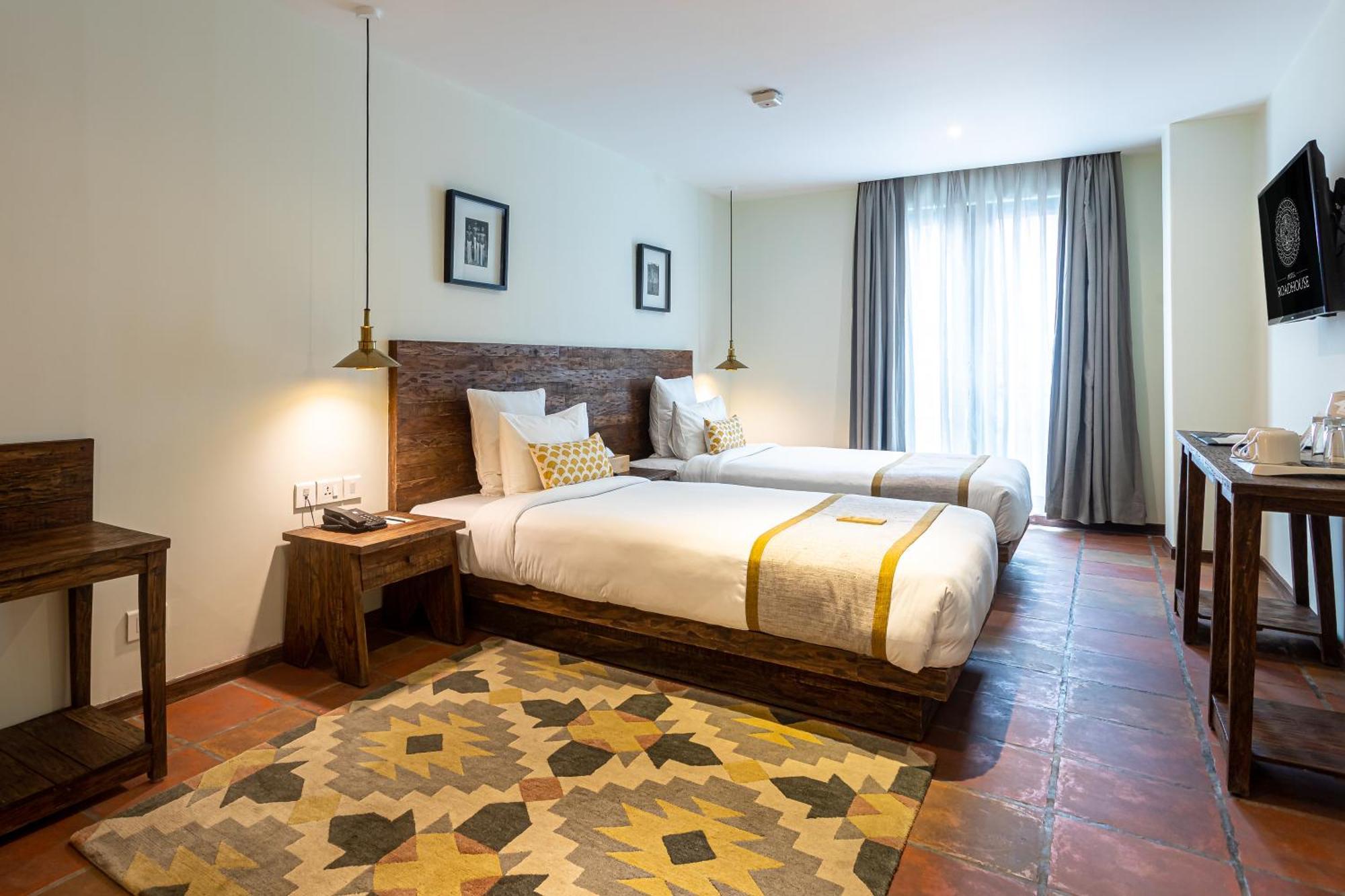 Hotel Roadhouse, Thamel, Kathmandu- Contemporary Boutique Катманду Екстериор снимка