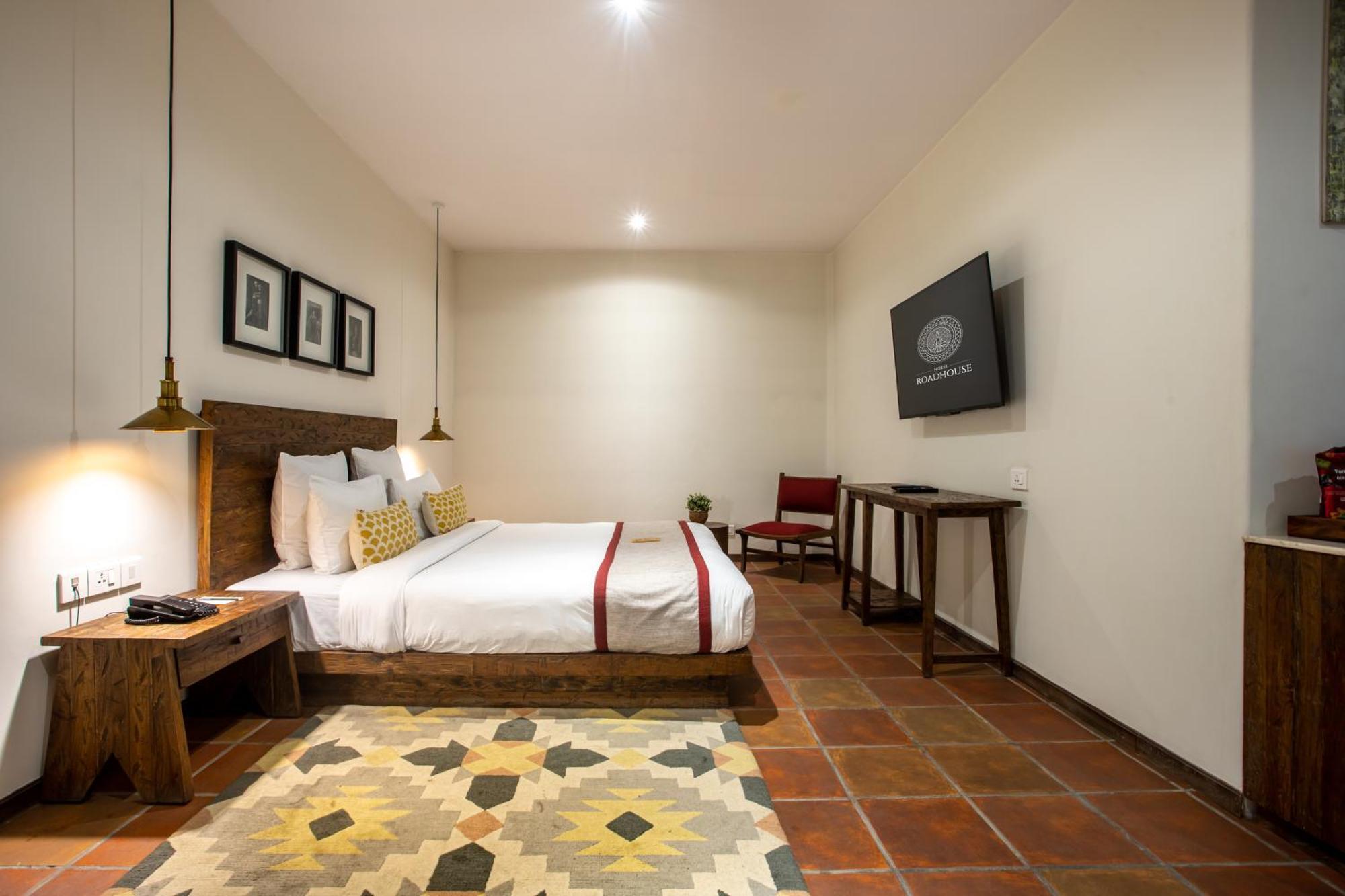 Hotel Roadhouse, Thamel, Kathmandu- Contemporary Boutique Катманду Екстериор снимка