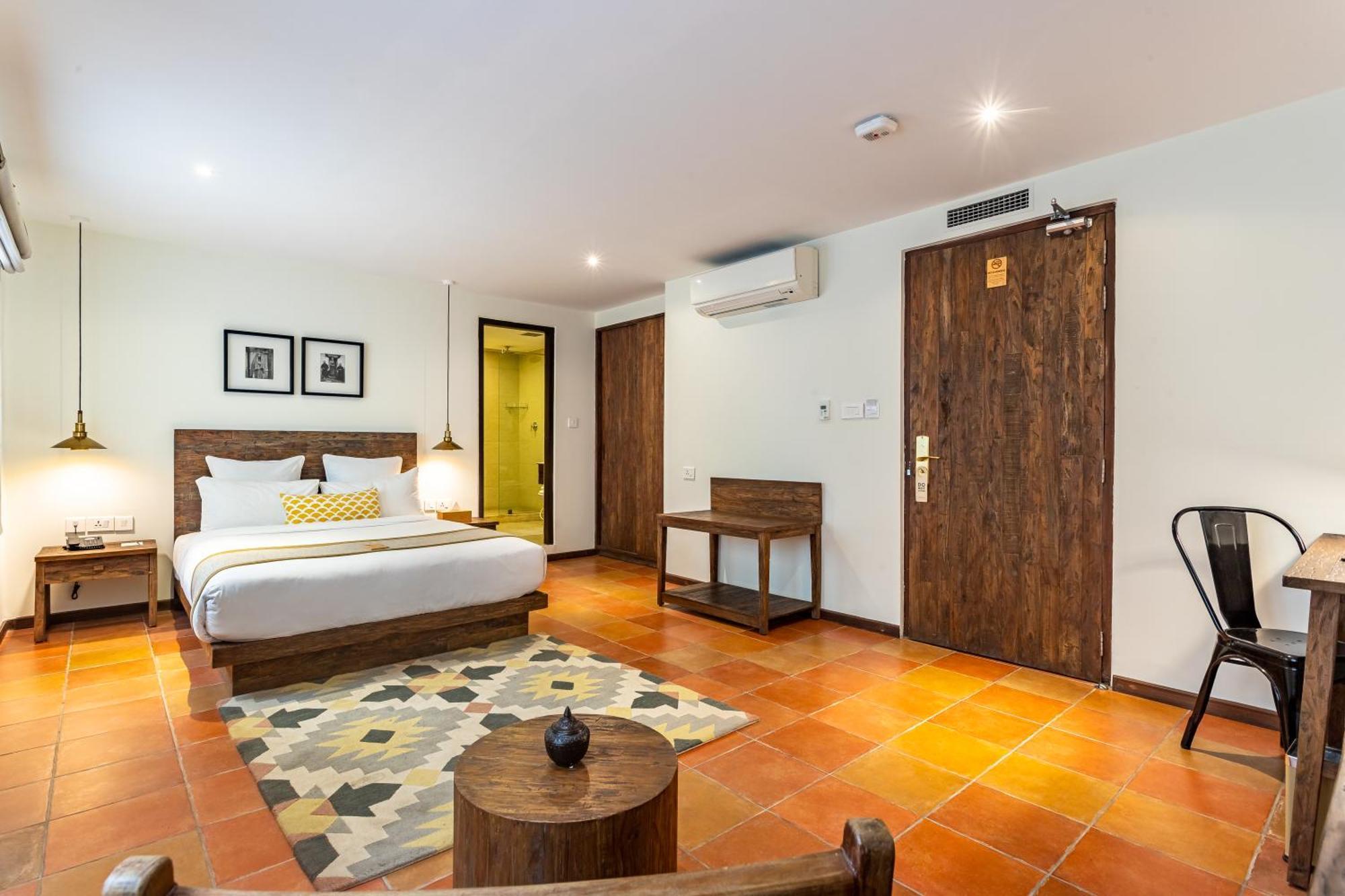 Hotel Roadhouse, Thamel, Kathmandu- Contemporary Boutique Катманду Екстериор снимка