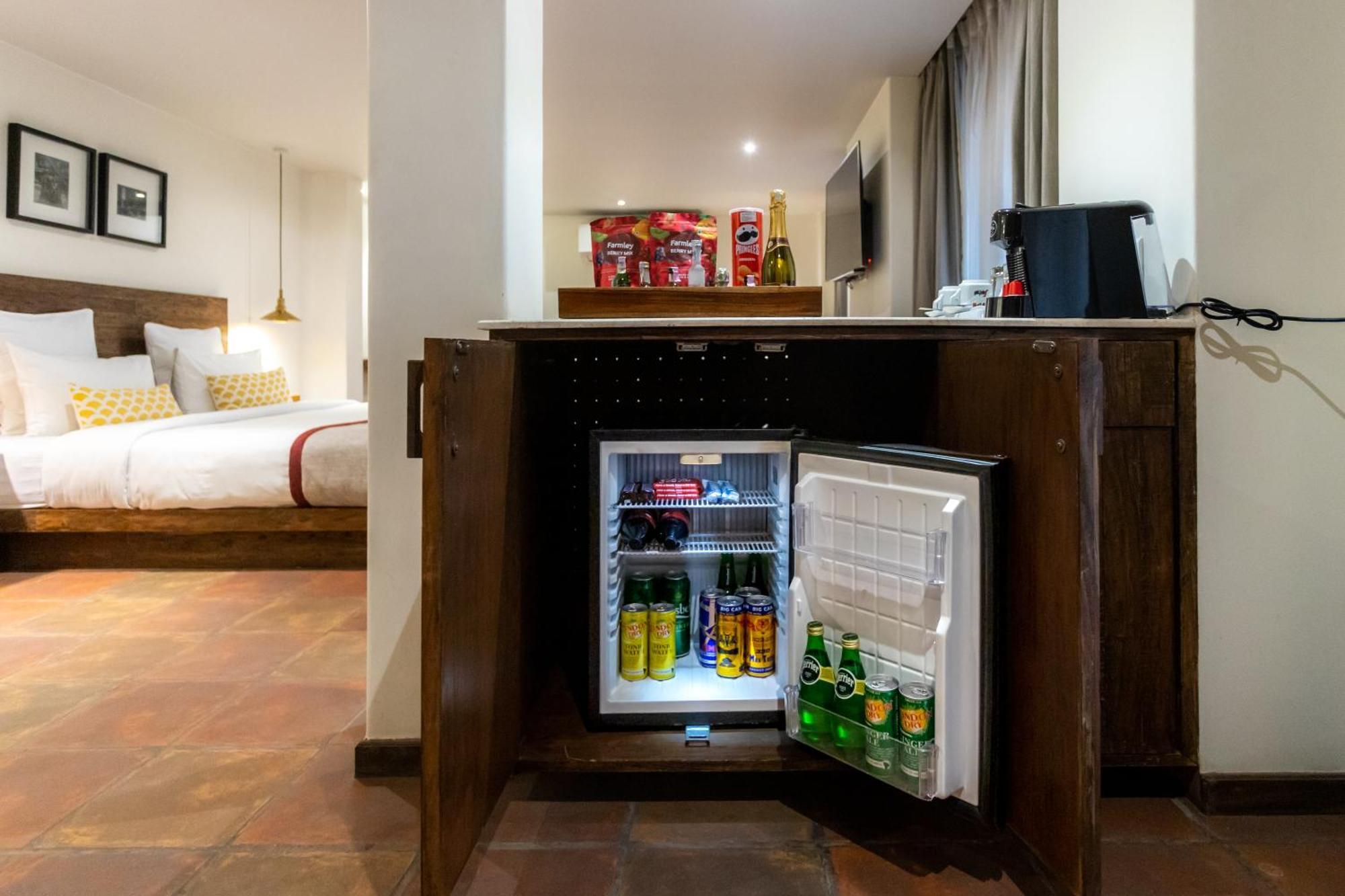 Hotel Roadhouse, Thamel, Kathmandu- Contemporary Boutique Катманду Екстериор снимка